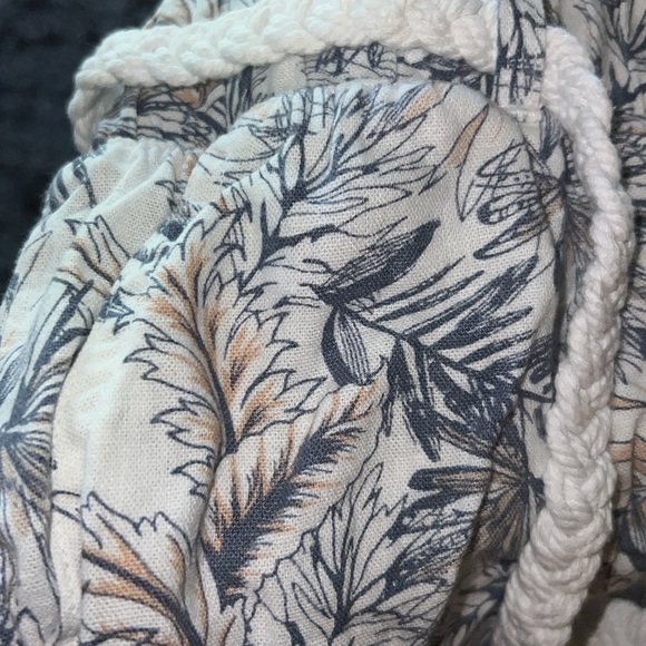 Rewash linen tropical shorts with fringe - Picture 8 of 8